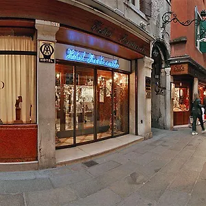 Montecarlo 3*, Venice Italy